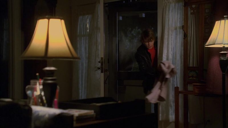 I'M JUST DROPPING YOUR SWEATER INSIDE