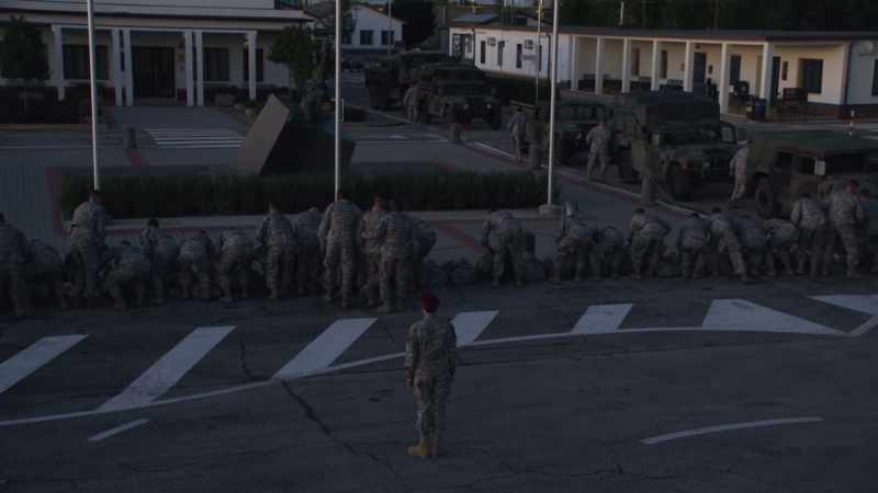 �� I'm living with war ♪