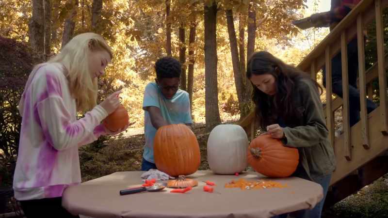 I'm making a friendly jack-o'-lantern