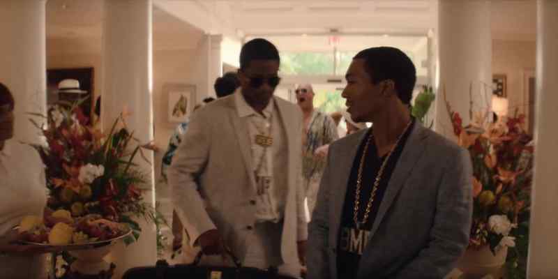 I'm Meech, can I buy you a drink?