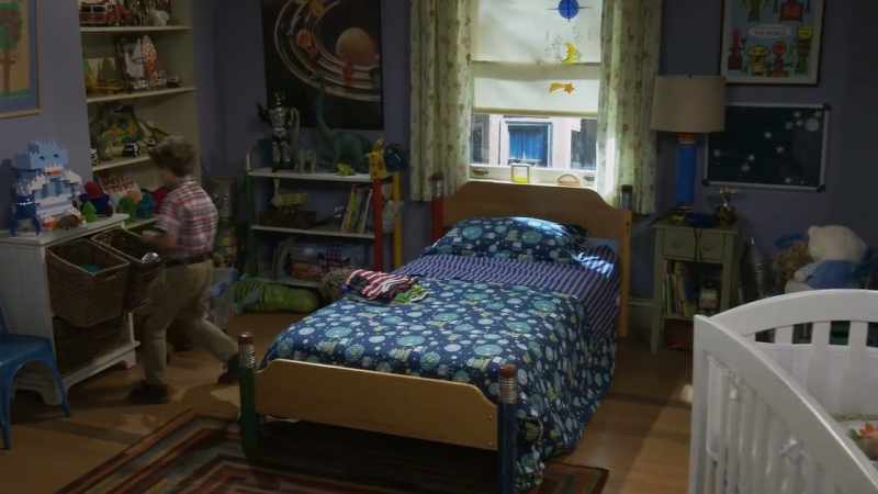I'm moving in with Jackson! It's moving day!