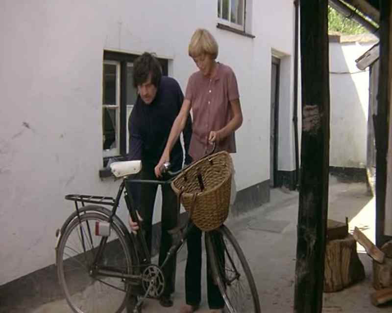 I'm no master mechanic, but it should get you home all right