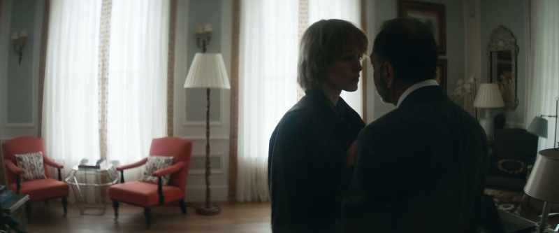 I'm not cheating you. - I don't know who you are