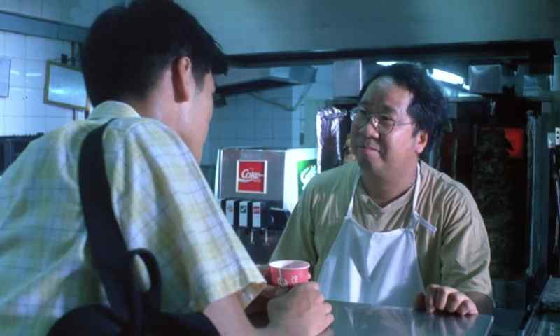 I'm not into guys. - Guys?