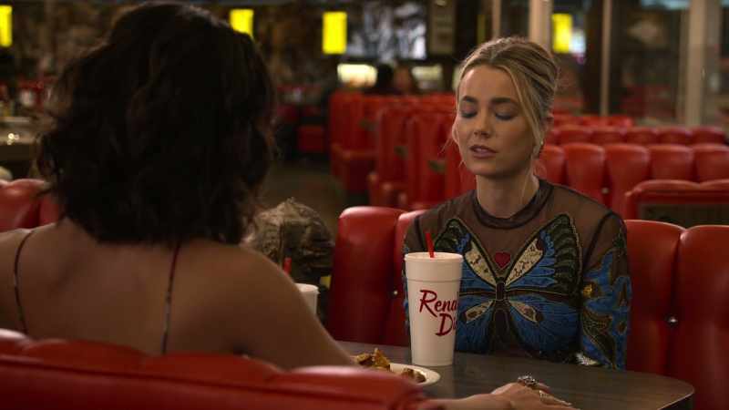 I'm sorry for ditching you. - It's okay. We both had a rough night