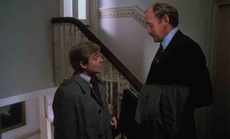 I'm sorry, I'm late. Do you sell secrets?