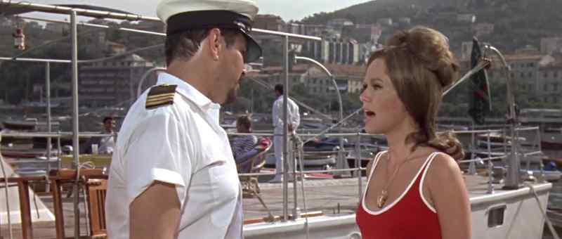 I'm sorry miss, you cannot go aboard. - I must