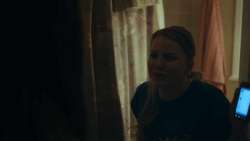 I'm the murderer's sister! - That's what's wrong!