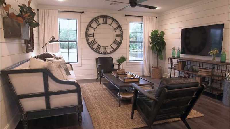 I'm thinking white shiplap