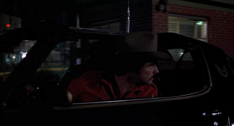 I'm westbound Just watch ol' Bandit run