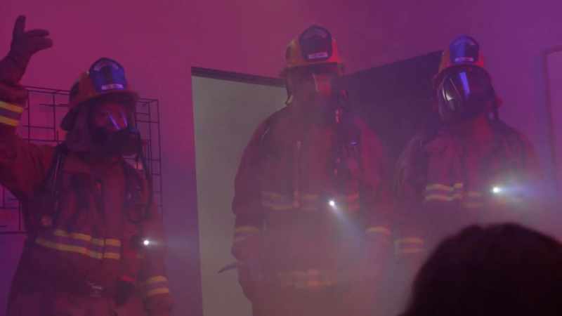 [ Imitates smoke alarm ]