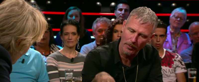 In Antwerp, there are three dudes and one stunning chick
