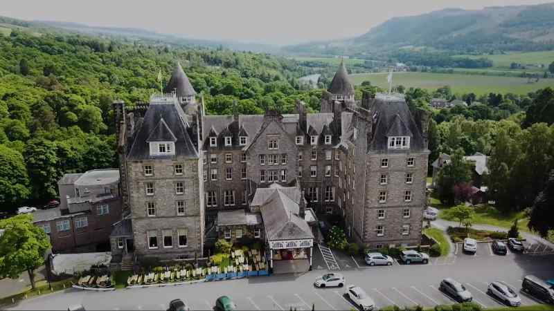 In August of 1990, two hotel employees left