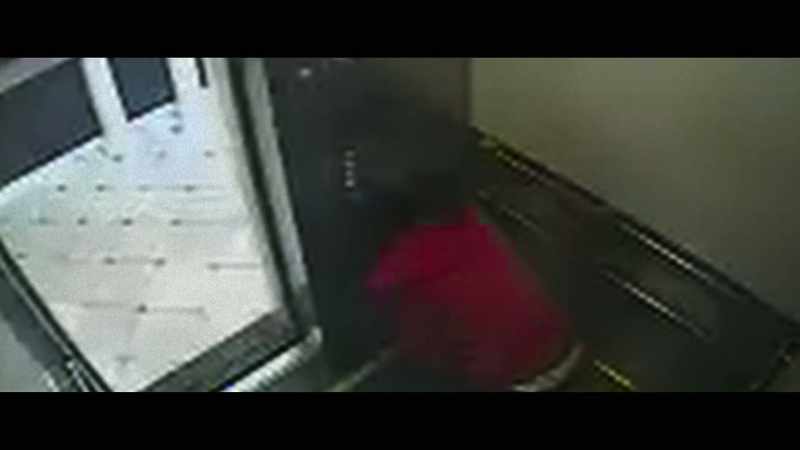 In that elevator video, her behavior is consistent with somebody