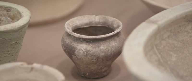 In fact, we can see ceramics and some cuneiform tablets