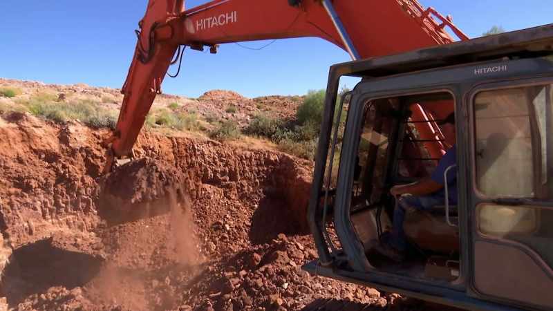 In order to protect the opal-bearing ground