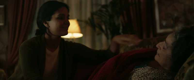 [in Persian] Shireen, darling. Make peace with your daughter
