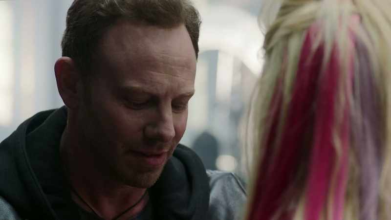 Indeed, just a kiss? -Niinkö do you think?