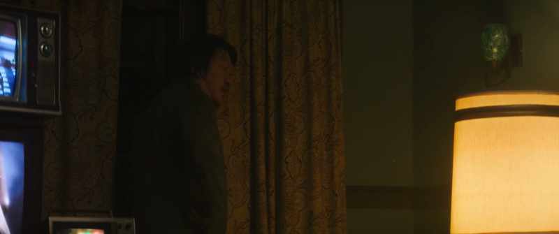 [INDISTINCT CHATTERING
