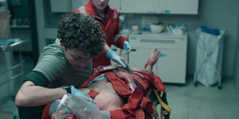 Injury on the collar bone. Can we start dressing that ankle, please?