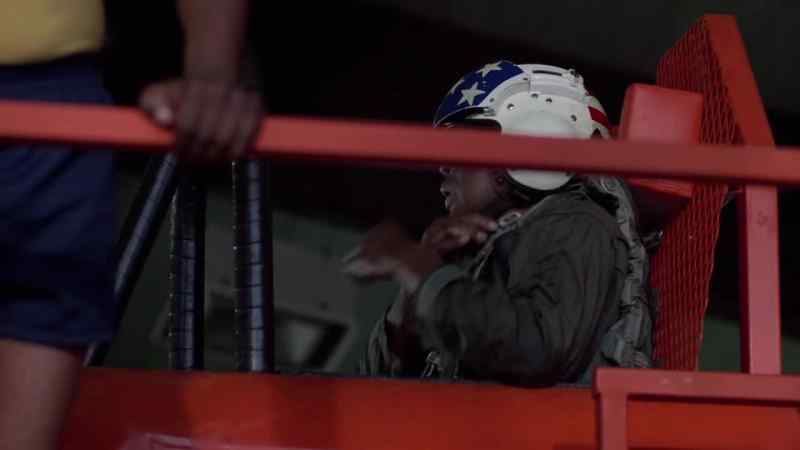INSTRUCTOR: Heads up, Perryman