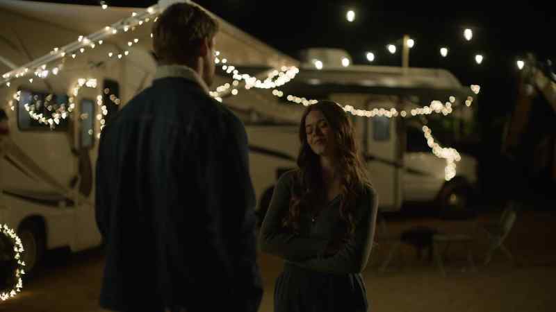 [instrumental music]