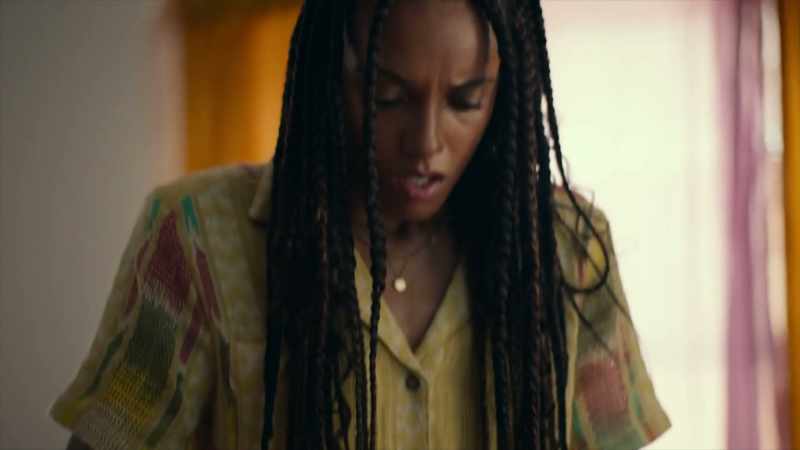 �� intense music playing ♪