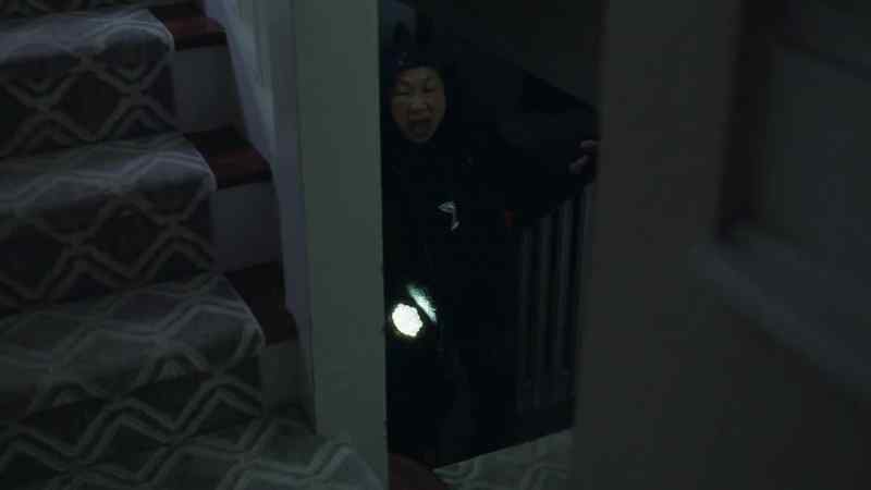 IRIS & SIQI: Walk faster!