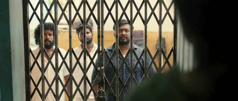 Is this Eswaran's house? Yes. I'm Kathiresan's brother