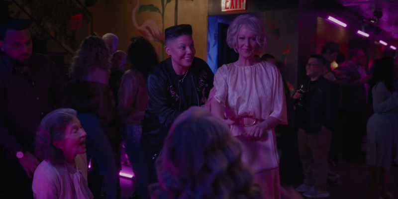 this is Miranda. - Oh, hello. Mucho gusto