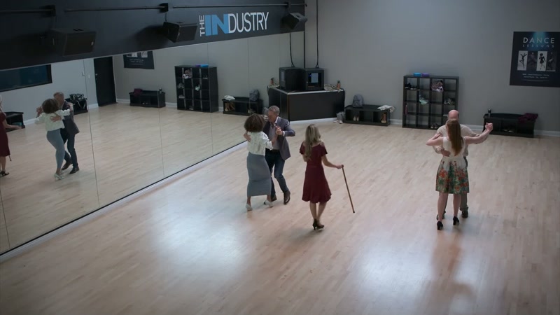 Is not hard. Is no easier dance than this