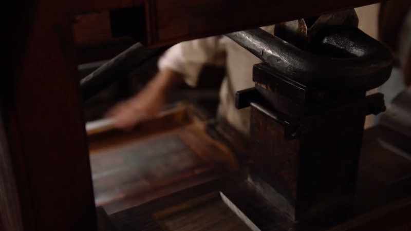 Isaacson: And Franklin goes back to a device he had used as