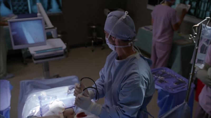 Isolating the gastroepiploic artery