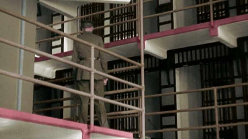IT CLAIMS TO BE ESCAPE-PROOF