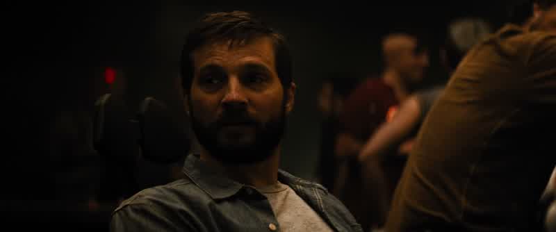 It does not make sensethat humans deliberately malfunctionYeah that's because your memories are filledwith ones and zeros paland our memories are filledwith every fuck up we've ever made