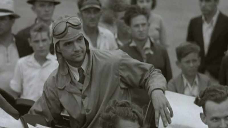 It was hedy who told howard his airplanes were too slow