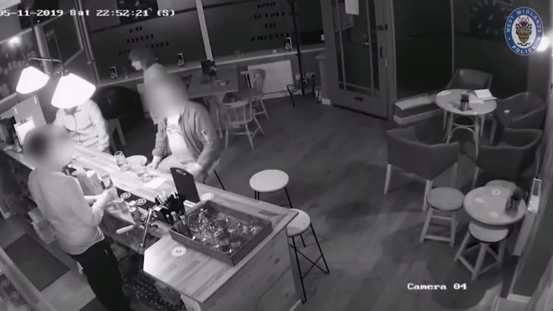 It looks almost like he's done it on purpose, doesn't it?