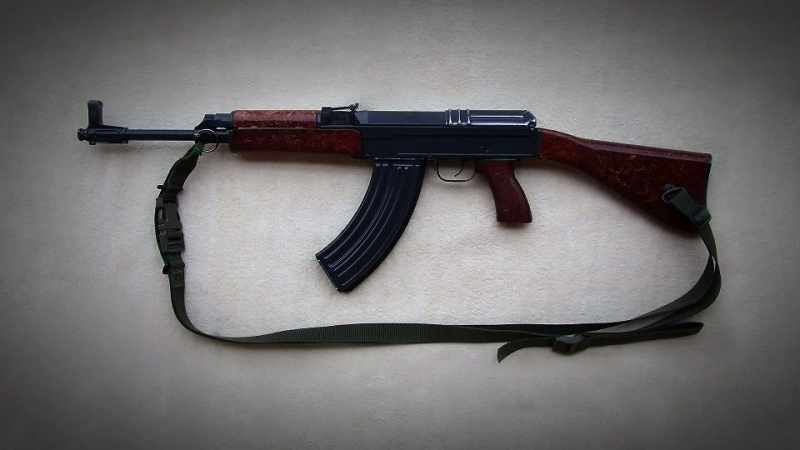 It looks like an AK47 people recognize
