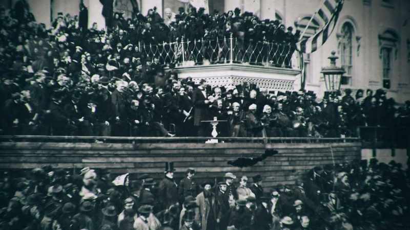 It shows Lincoln at the lectern, Douglas with his