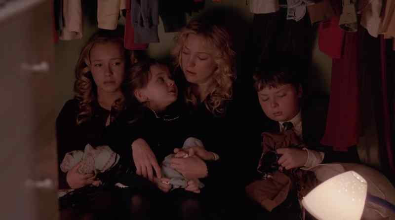 It smells like Mommy in here