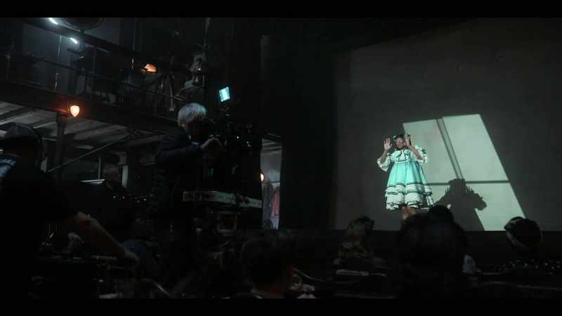 It's a beautifully choreographed performance by Suzanne and Esme