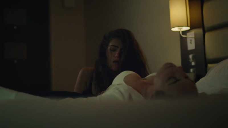 It's a caesarean scar. - Oh
