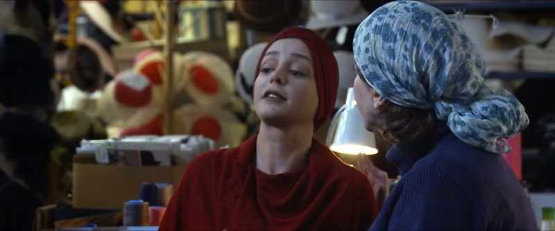 It's a Gene Kelly situation! - Sorry! No! No!