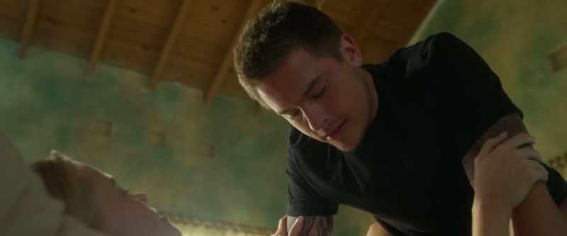 It's a nice inch. - [chuckles]