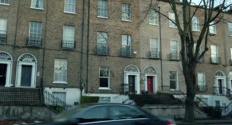 It's a three-room apartment