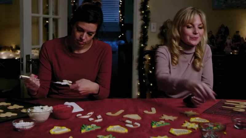It's been really nice talkin' to someone who loves Christmas