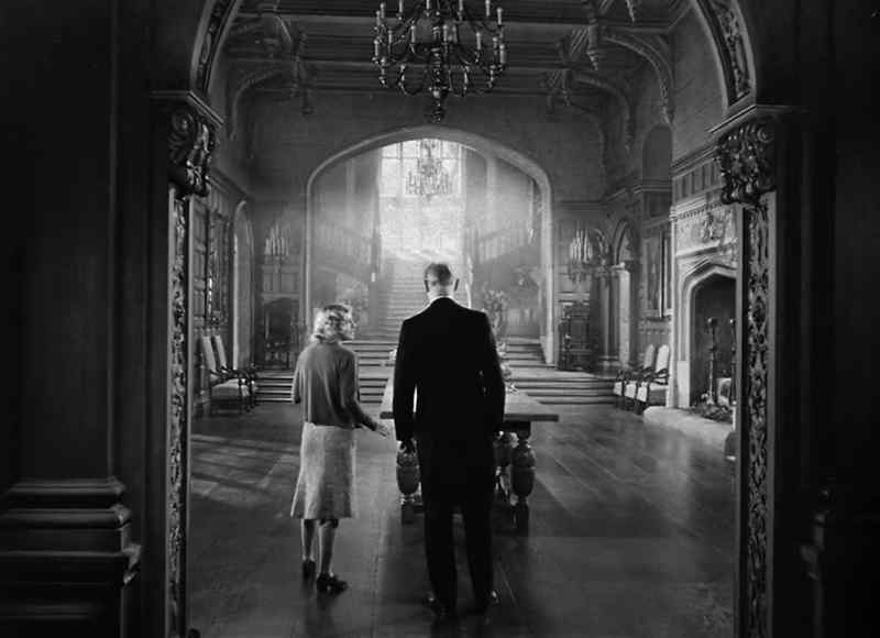 It's big, isn't it? - Yes, madam, Manderley is a big place