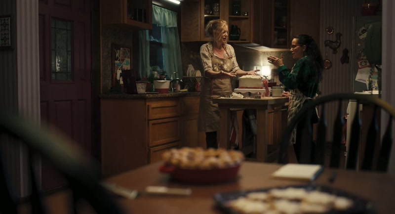 It's cake... and kids. The... The messier the better