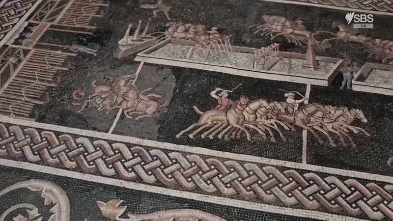 Its circus for chariot races