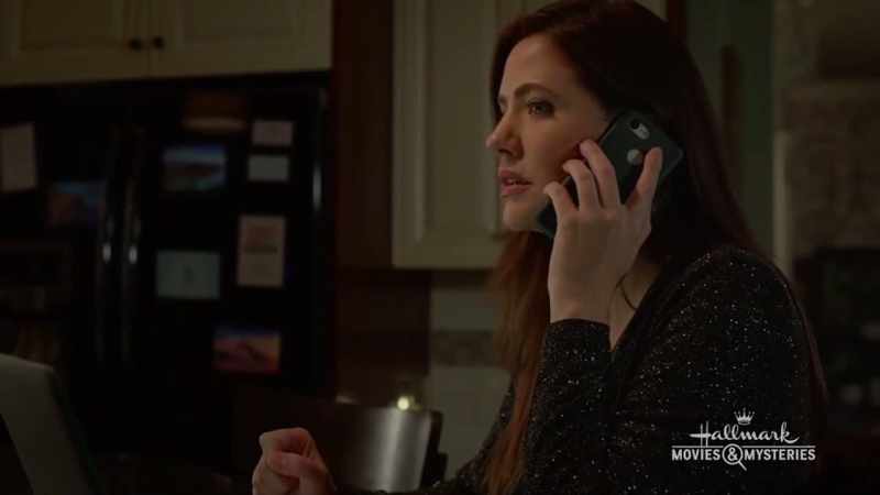 It's Detective Crawford. Leave a message